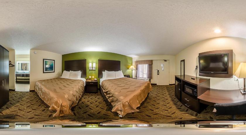 Quality Inn Tanglewood photo