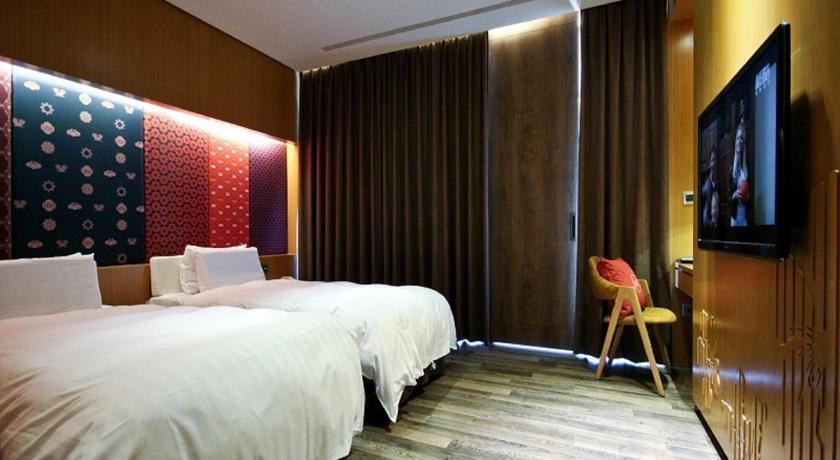 Image of Superior Twin Room 1