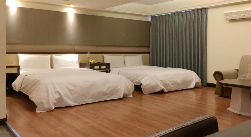 Zaw Jung Business Hotel - image 13