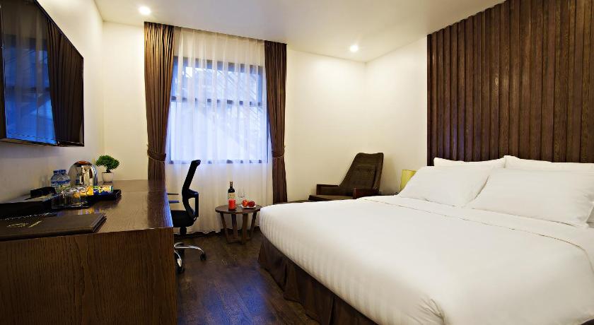 Inearth Hotel Hanoi photo