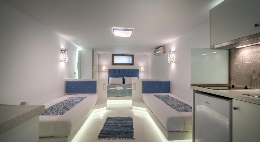 Fiore Beach Studios