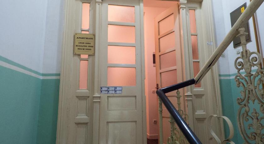 Studio Apartments "Chess Club Bosna" — Hotel in Sarajevo