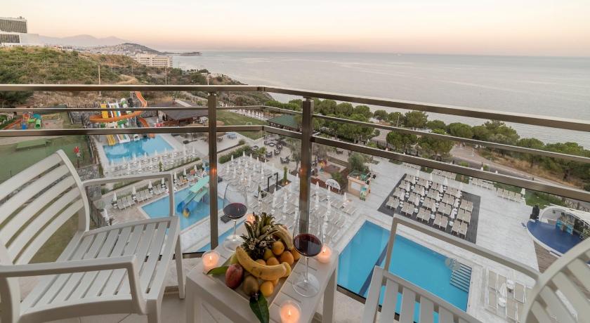 Ramada Resort Kusadasi - image 3