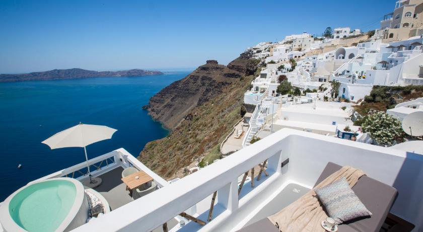 Chic Hotel Santorini