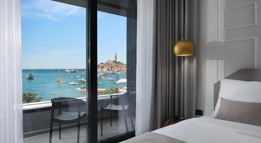 Hotel Delfin — Hotel in Rovinj