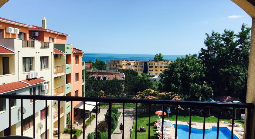 Sea Park Homes Neshkov photo