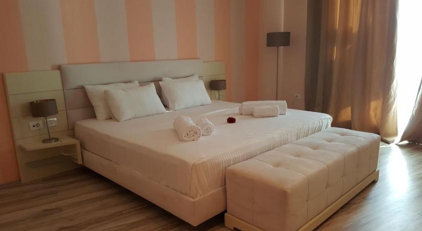 Ventus Harbor Hotel photo