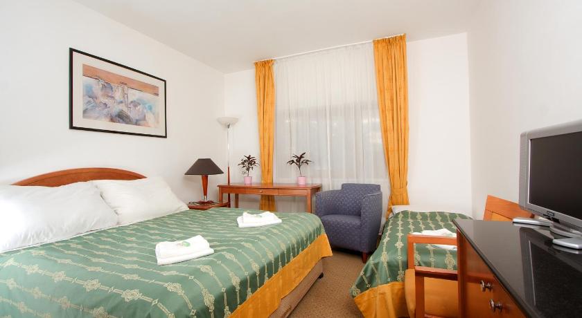Hotel CHOTOL