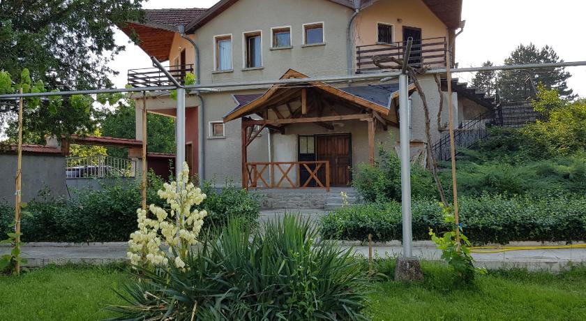 Къща за гости Садово Guest House Sadovo
