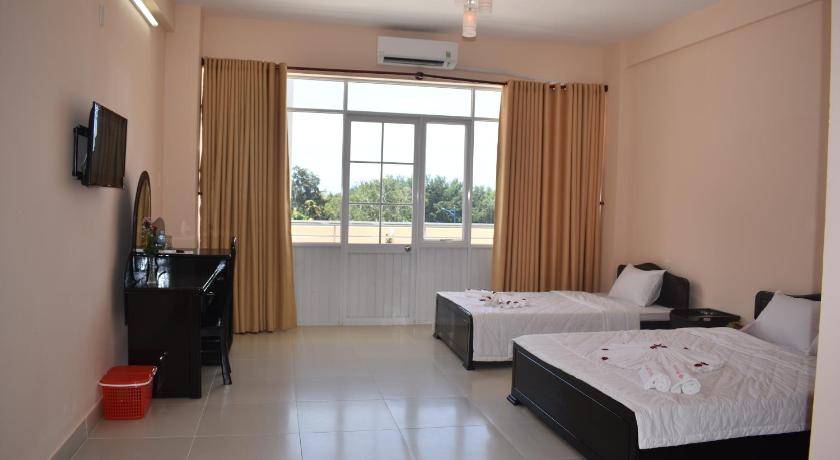 Image of Triple Room with Balcony 3