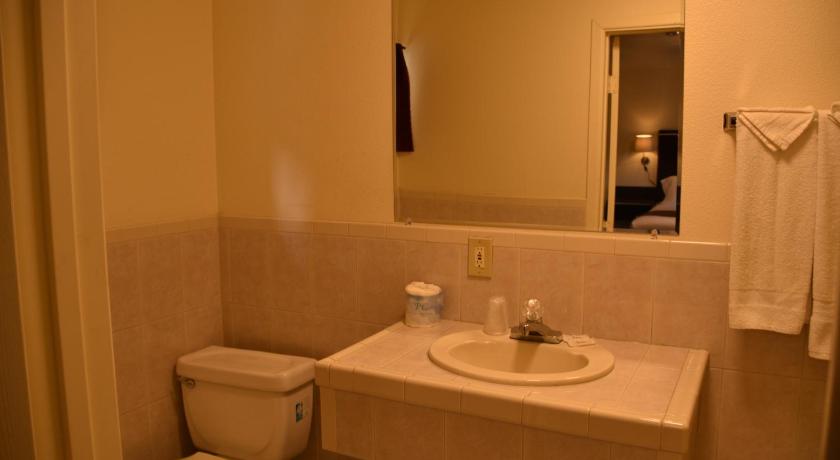 Baycities Motel photo