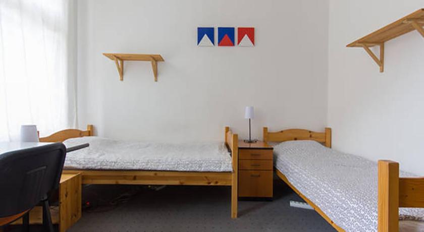 Central Rooms photo