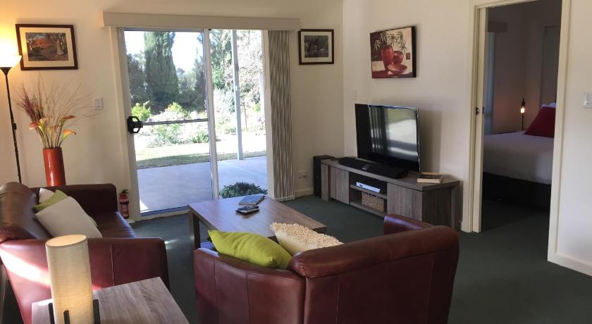 Lyreen's Apartment photo