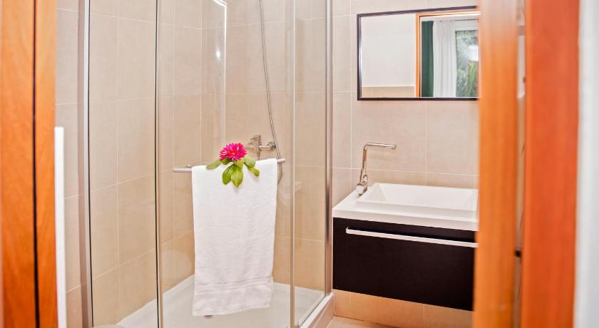 Image of One-Bedroom Apartment with Garden View 2