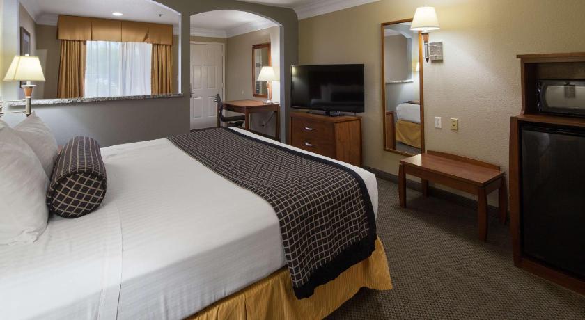 Best Western Angleton Inn