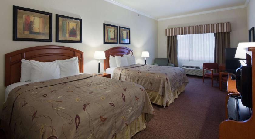 Best Western Cleveland Inn and Suites