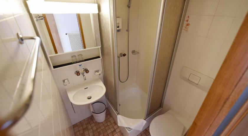 Image of Standard Single Room With Balcony 2
