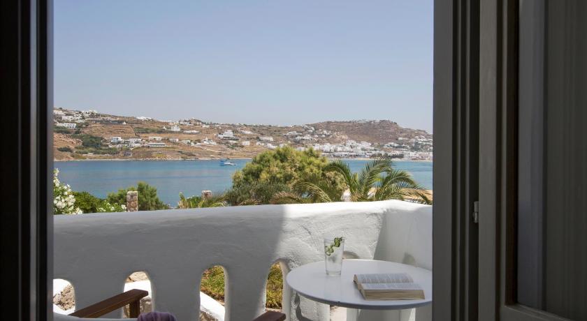 Dreambox Mykonos Suites