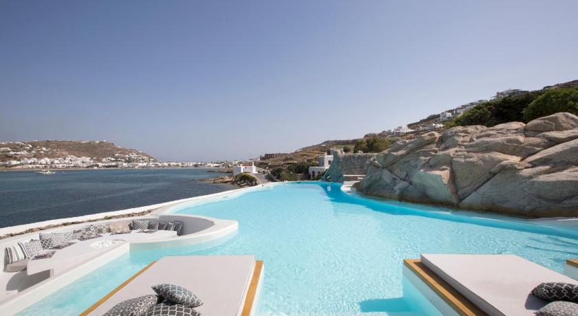 Dreambox Mykonos Suites