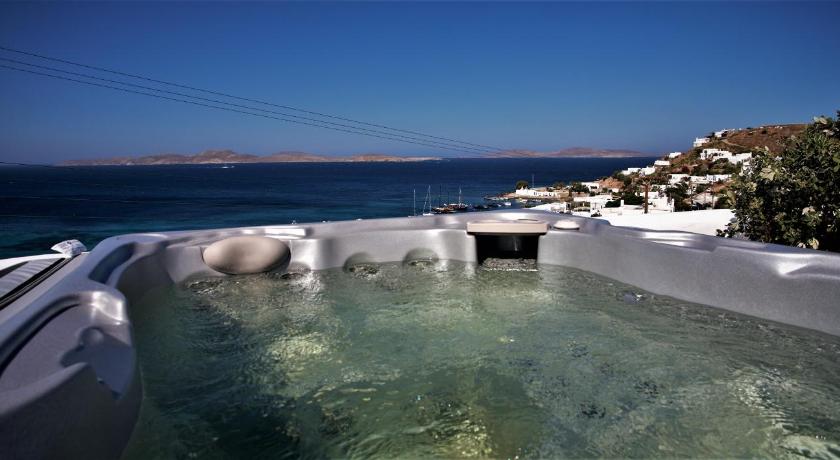 Mykonos Moussa