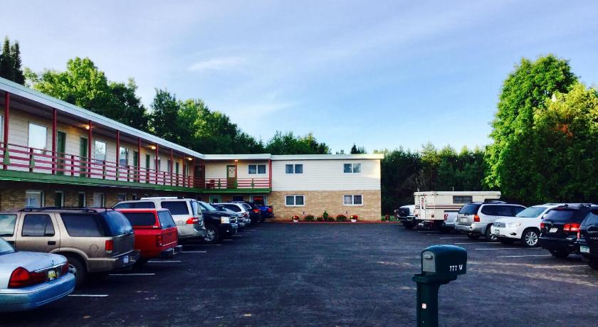 The Cedars Motel photo