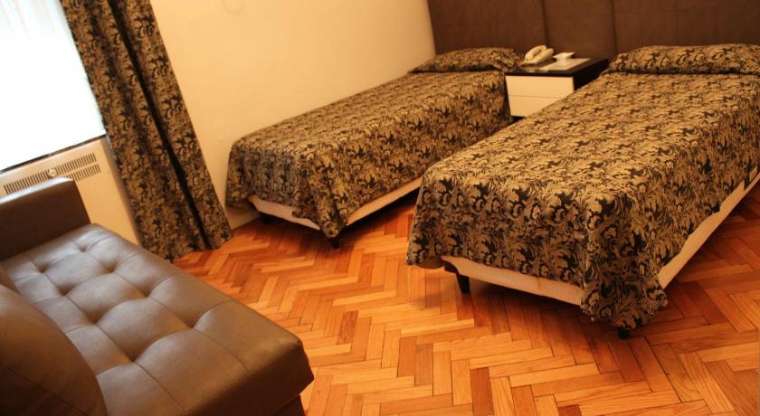 Image of Twin Room 10