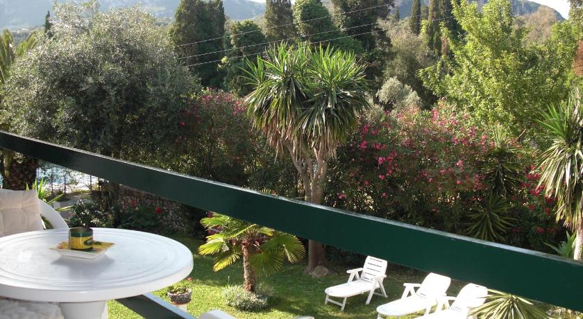 Kahlua — Hotel in Corfu Island