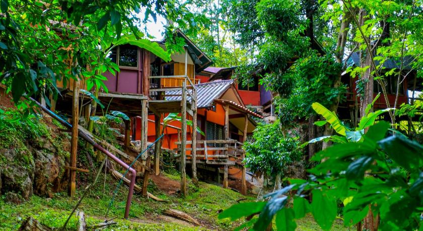 매홍손 케이브 롯지  (Cave Lodge) 3성급 호텔 수영장