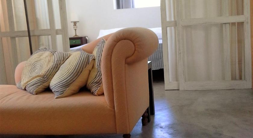 รูปของสุพีเรียร์อพาร์ตเมนต์แบบหนึ่งห้องนอน (Superior One-Bedroom Apartment) 16