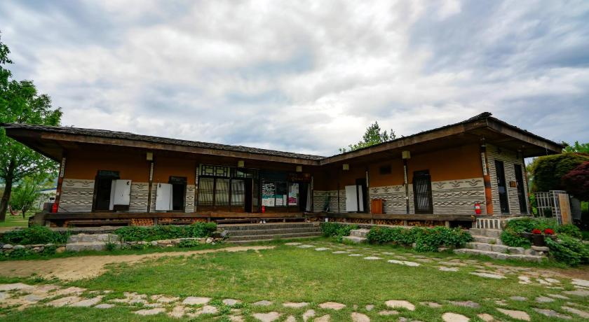 Guesthouse Nabiya — Hotel in Chuncheon-si