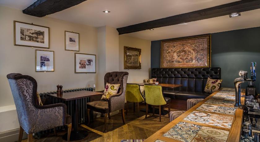 オングル The Talbot Hotel, Oundle , Near Peterborough - The Coaching Inn Group 4つ星 ホテル 外観