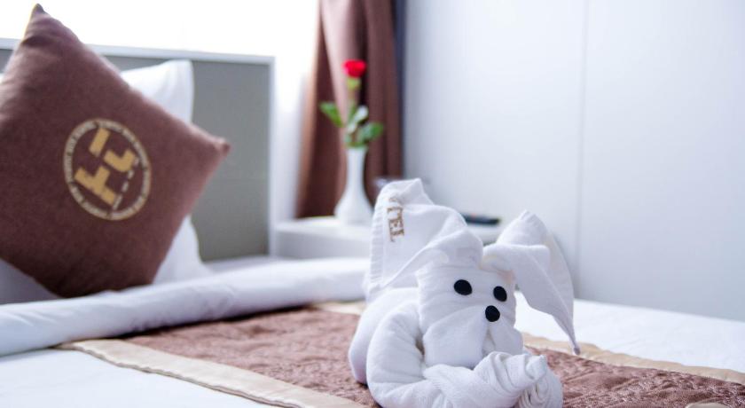 Image of Deluxe Double Balcony Room 11