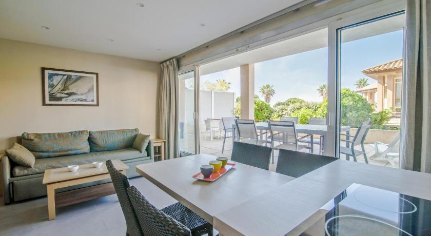 Image of Select One-Bedroom Apartment (4 People) 0