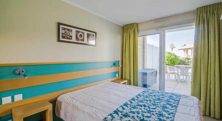 Image of Select One-Bedroom Apartment (4 People) 13