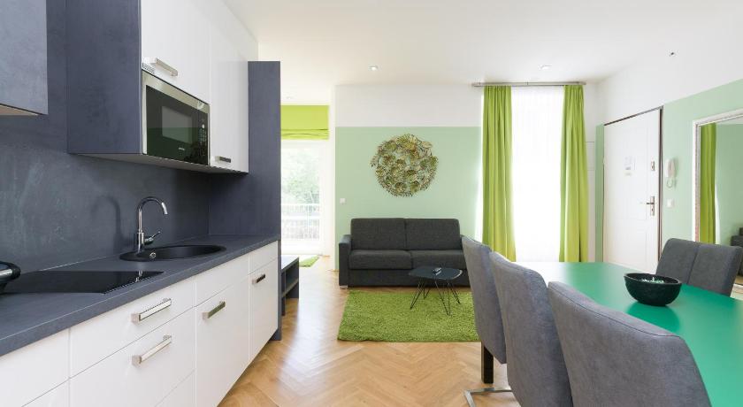 Image of Two-Bedroom Apartment (Top 10-11) 6