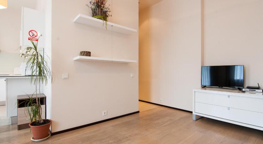 Home Hotel Apartments on Zoloti Vorota photo