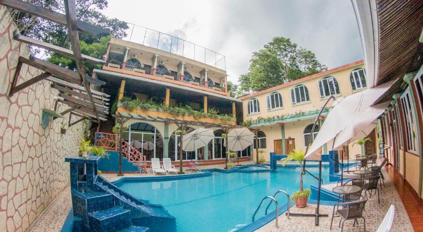 Hotel Ribiera del Lago Peten Itza — Hotel in San Roman