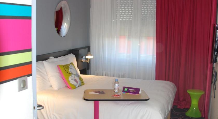 Image of Standard Double 8