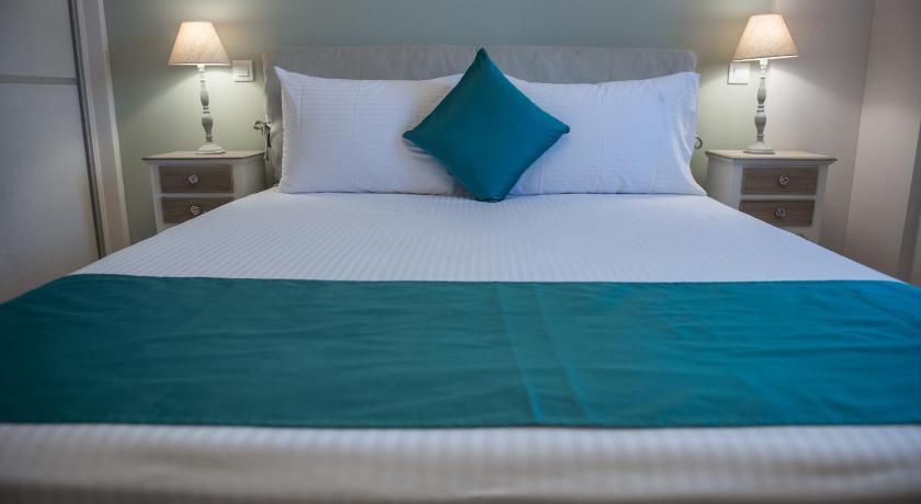 Elodia Apartments photo