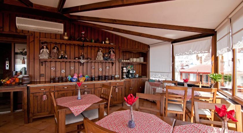 Emine Sultan Hotel - image 10