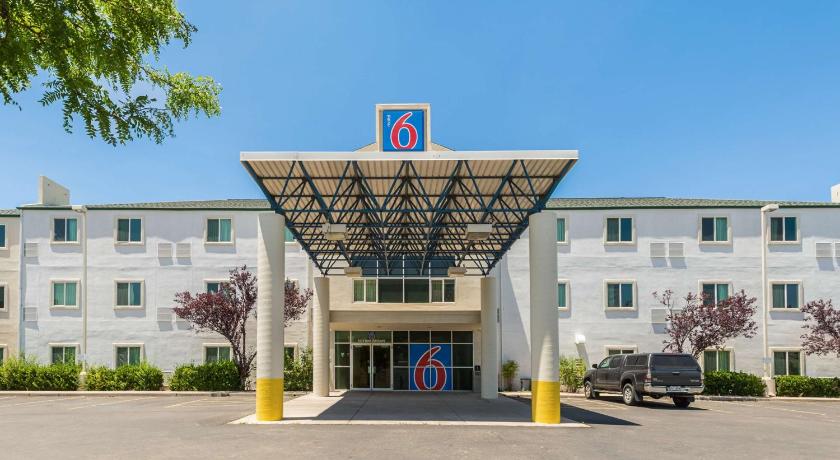 Motel 6-Cedar City, UT