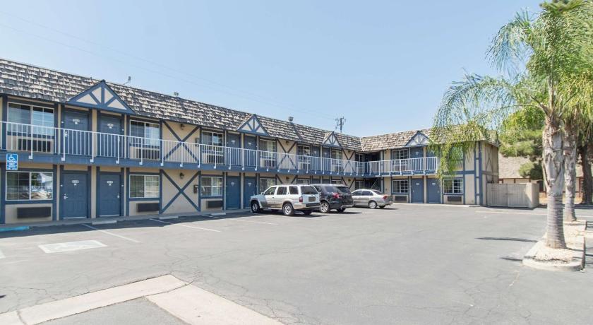 Motel 6-Kingsburg, CA