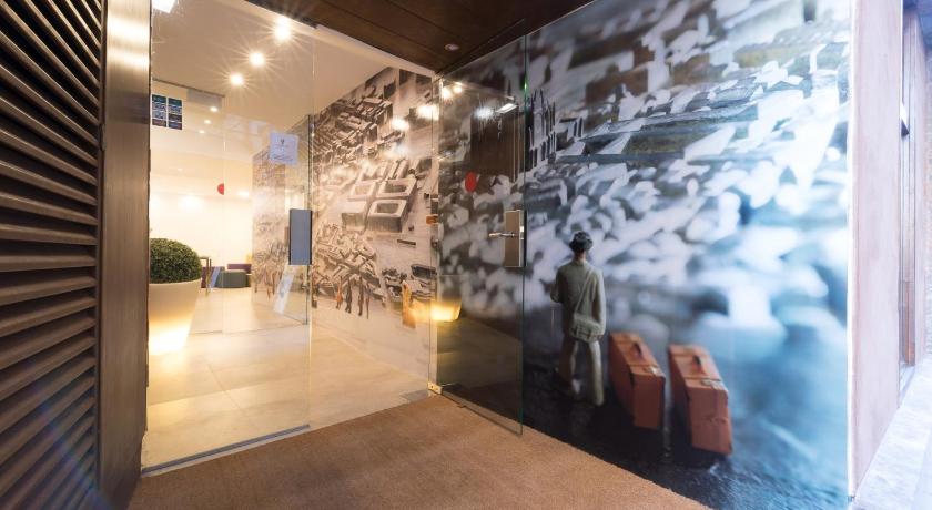Globetrotter Hostel photo