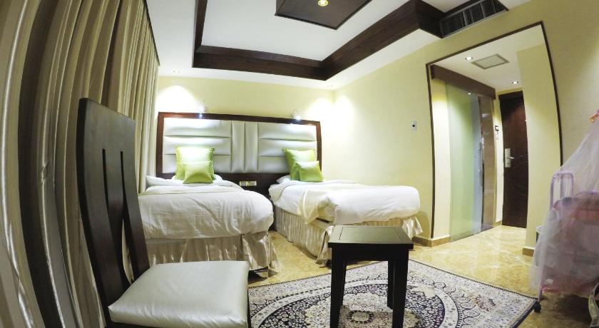 Imagem de Quarto triplo Deluxe (Deluxe Triple Room) 13