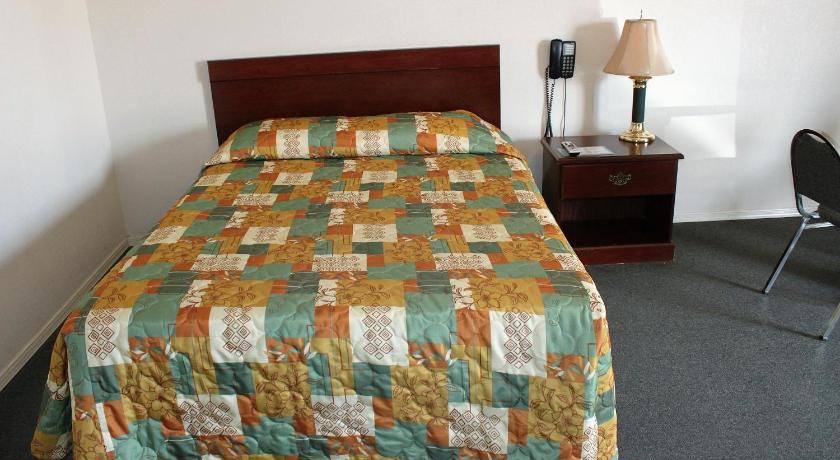 Adobe Inn Motel photo