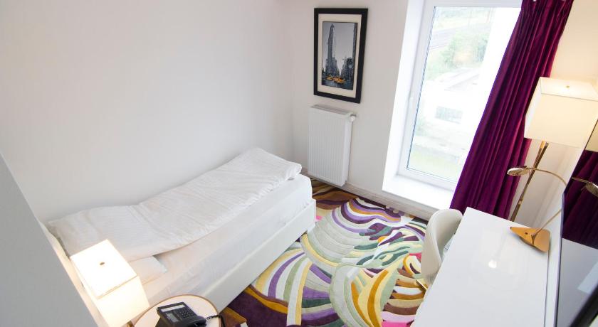 Image of Single Room 7