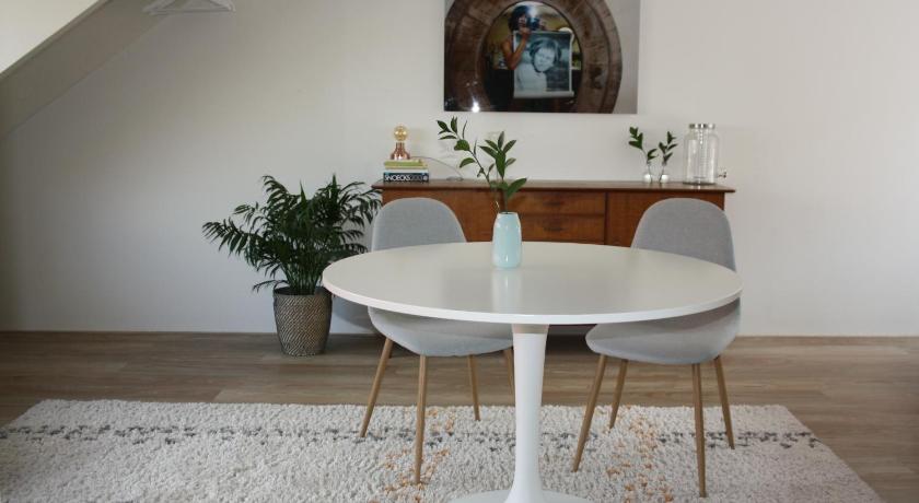 Private top floor, 150 m from the beach! photo
