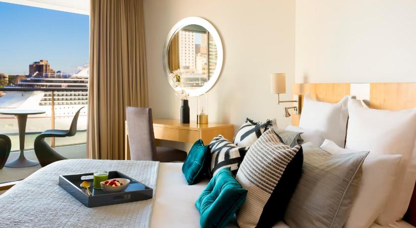 Image of Two-Bedroom Apartment with Harbor View 3