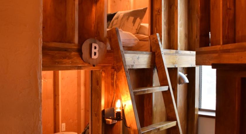 รูปของห้องพักแคปซูลพร้อมเตียงคู่ไซส์ดับเบิล (Capsule Dormitory Room with Double Size Bed) 0
