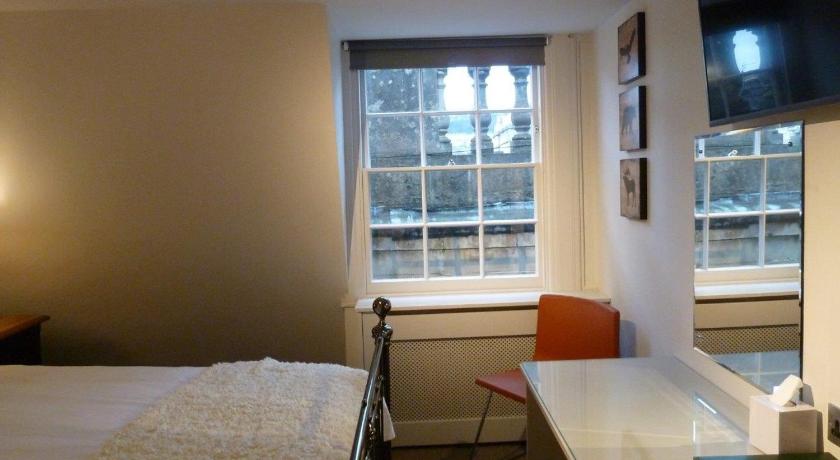 Image of Double Room 9